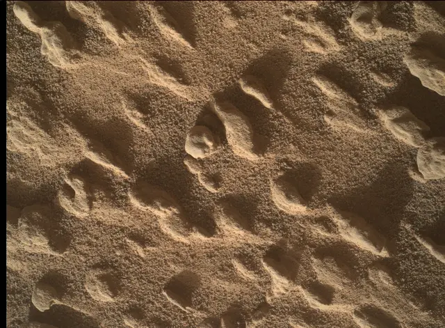 Sol 4536: Mars Hand Lens Imager (MAHLI)