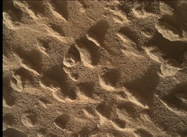 Sol 4536: Mars Hand Lens Imager (MAHLI)