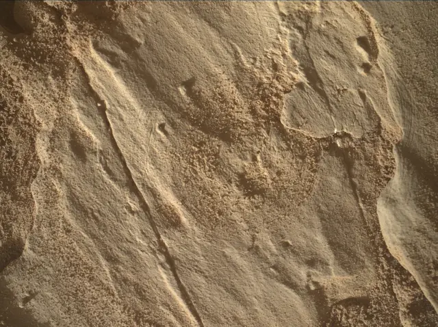 Sol 4536: Mars Hand Lens Imager (MAHLI)