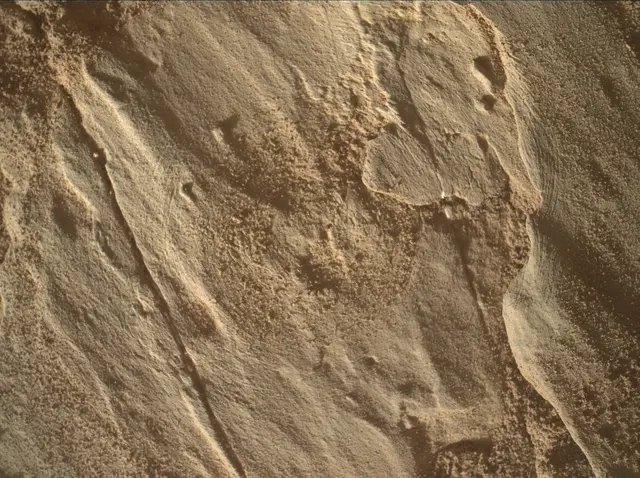 Sol 4536: Mars Hand Lens Imager (MAHLI)