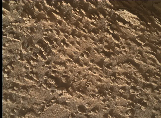 Sol 4536: Mars Hand Lens Imager (MAHLI)