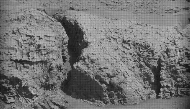 Sol 4539: Mast Camera (Mastcam)