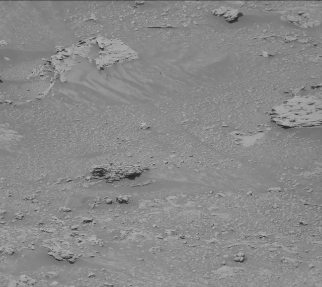Sol 4539: Mast Camera (Mastcam)