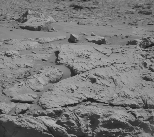 Sol 4539: Mast Camera (Mastcam)
