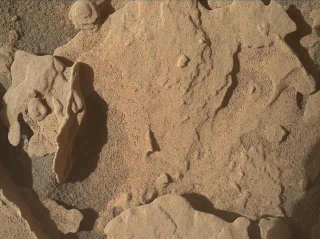 Sol 4539: Mars Hand Lens Imager (MAHLI)