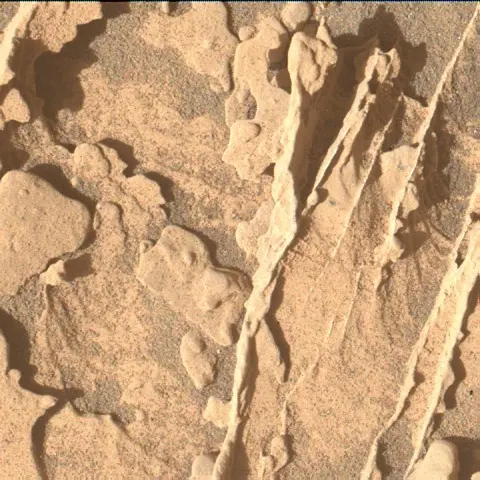 Sol 4539: Mars Hand Lens Imager (MAHLI)