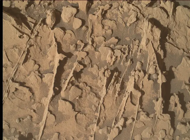 Sol 4539: Mars Hand Lens Imager (MAHLI)