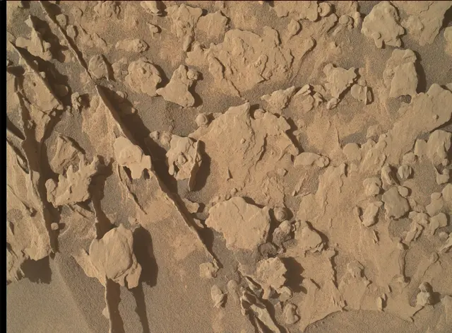 Sol 4539: Mars Hand Lens Imager (MAHLI)