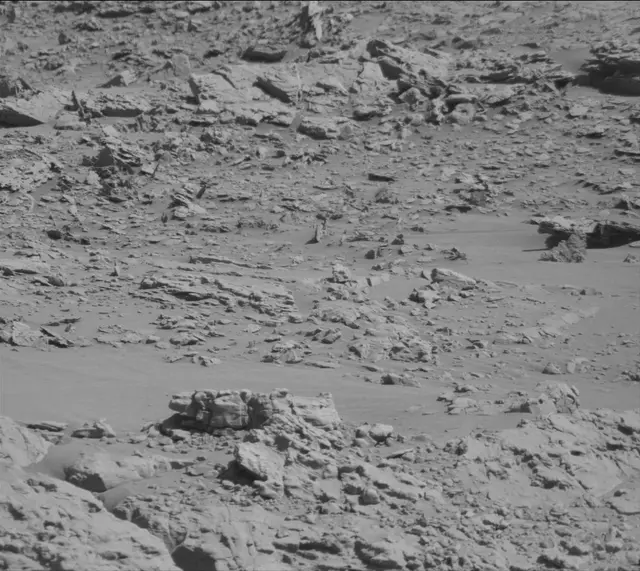 Sol 4543: Mast Camera (Mastcam)