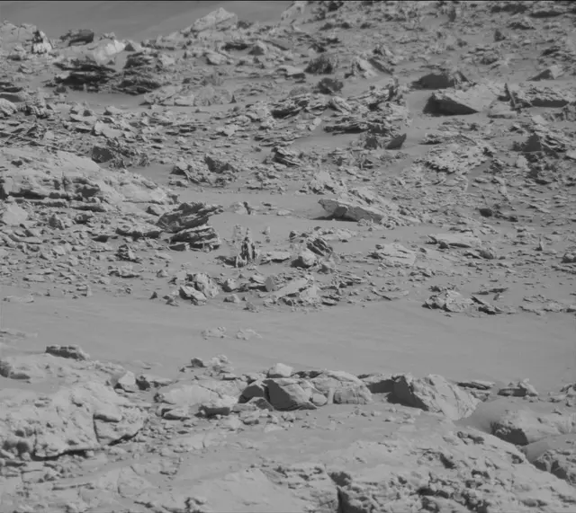 Sol 4543: Mast Camera (Mastcam)