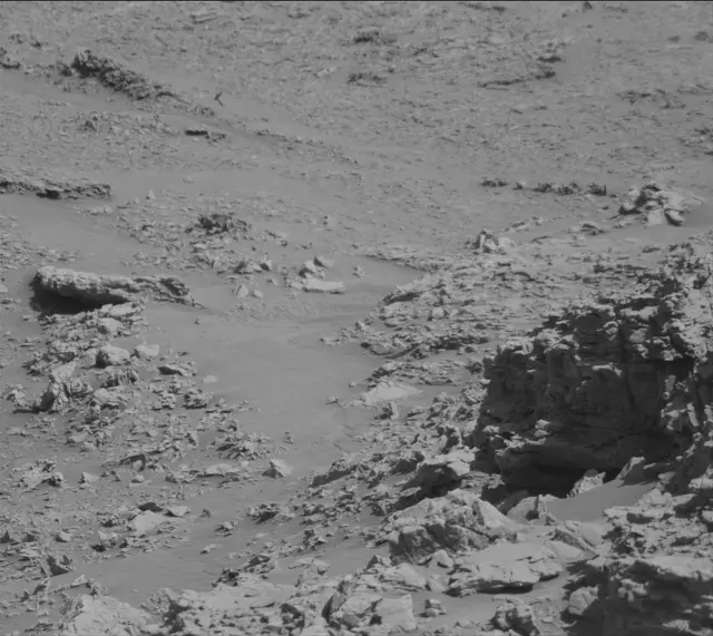 Sol 4543: Mast Camera (Mastcam)