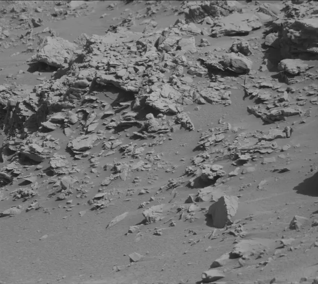 Sol 4543: Mast Camera (Mastcam)