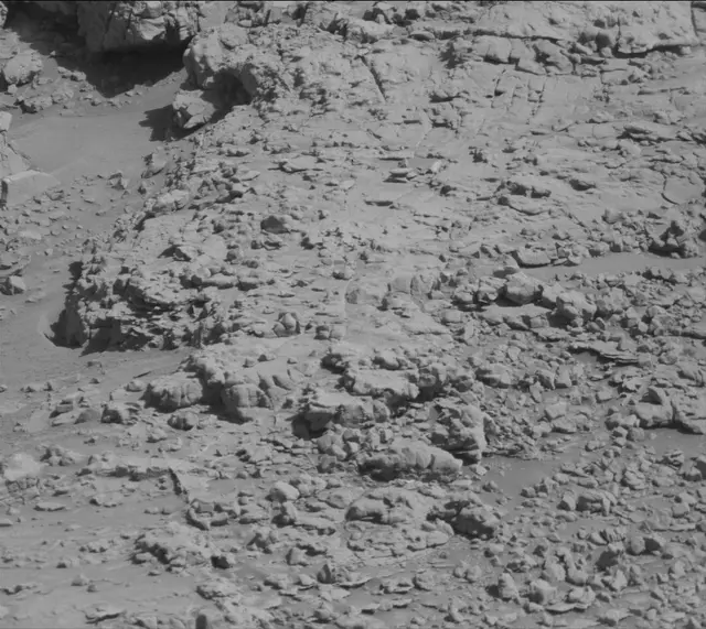 Sol 4543: Mast Camera (Mastcam)