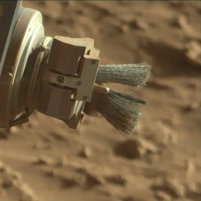 Sol 4543: Mast Camera (Mastcam)