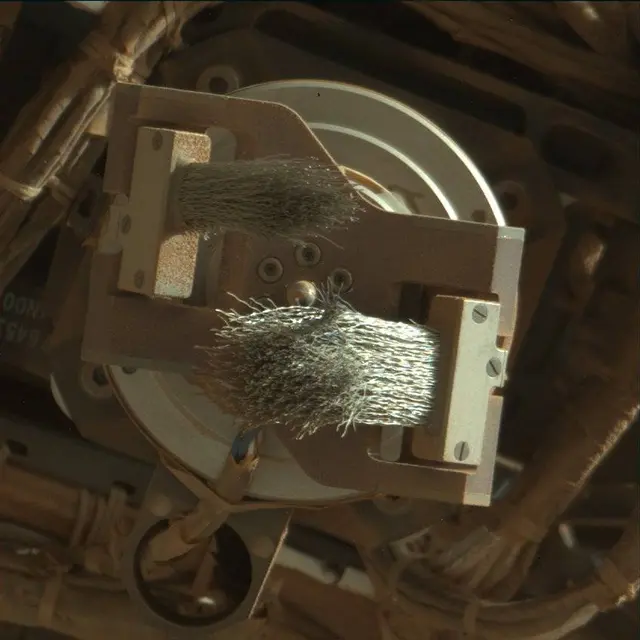 Sol 4543: Mast Camera (Mastcam)