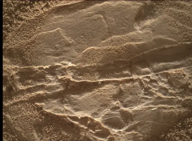 Sol 4543: Mars Hand Lens Imager (MAHLI)
