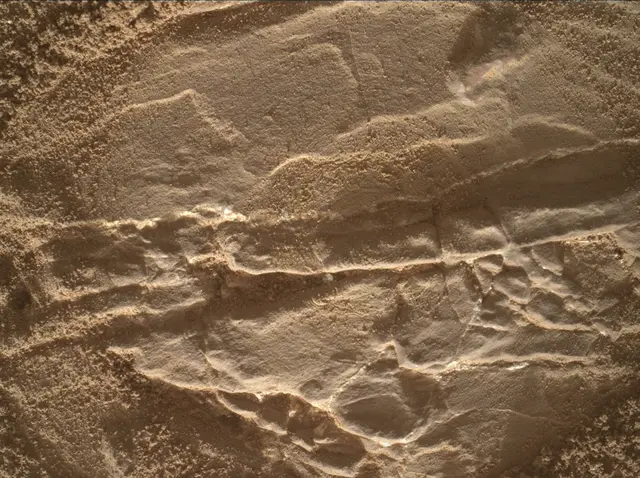Sol 4543: Mars Hand Lens Imager (MAHLI)