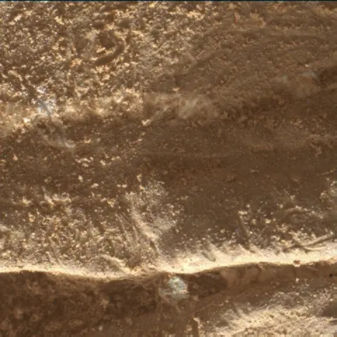 Sol 4543: Mars Hand Lens Imager (MAHLI)