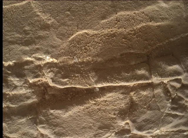 Sol 4543: Mars Hand Lens Imager (MAHLI)