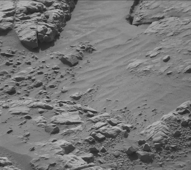 Sol 4547: Mast Camera (Mastcam)