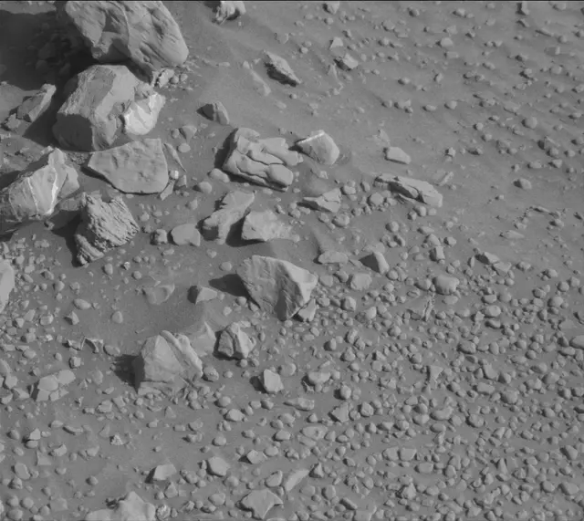 Sol 4549: Mast Camera (Mastcam)