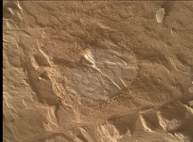 Sol 4550: Mars Hand Lens Imager (MAHLI)