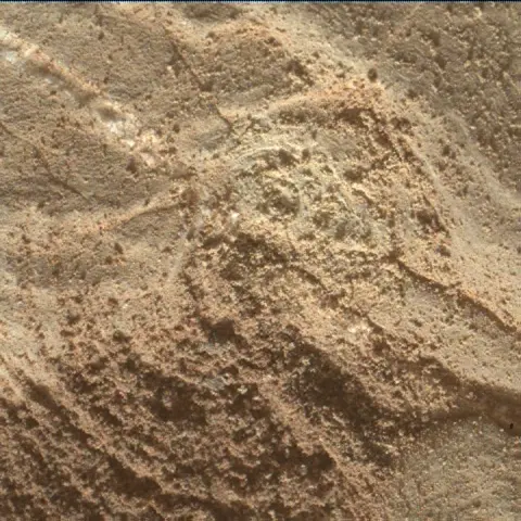Sol 4550: Mars Hand Lens Imager (MAHLI)