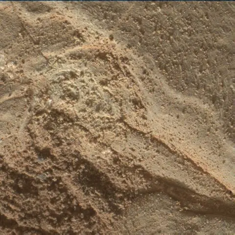 Sol 4550: Mars Hand Lens Imager (MAHLI)