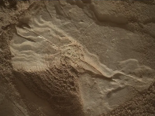 Sol 4550: Mars Hand Lens Imager (MAHLI)