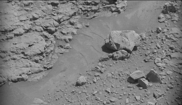 Sol 4557: Mast Camera (Mastcam)