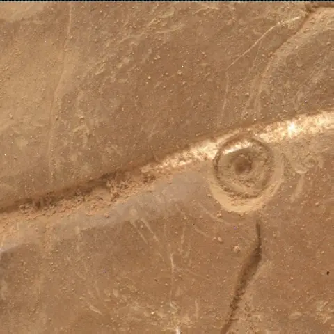 Sol 4559: Mars Hand Lens Imager (MAHLI)