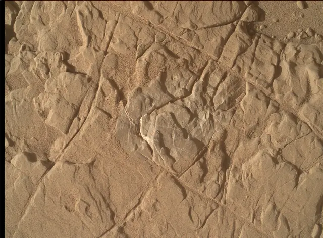 Sol 4570: Mars Hand Lens Imager (MAHLI)