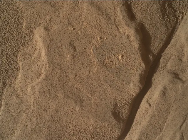 Sol 4570: Mars Hand Lens Imager (MAHLI)