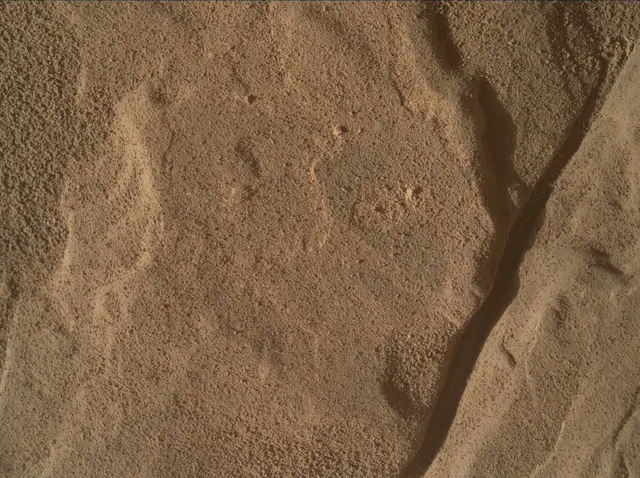 Sol 4570: Mars Hand Lens Imager (MAHLI)