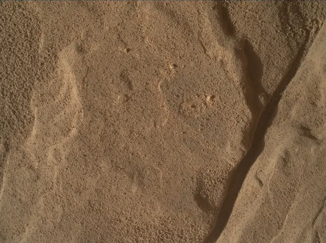 Sol 4570: Mars Hand Lens Imager (MAHLI)