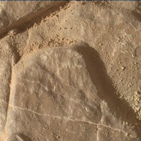 Sol 4570: Mars Hand Lens Imager (MAHLI)