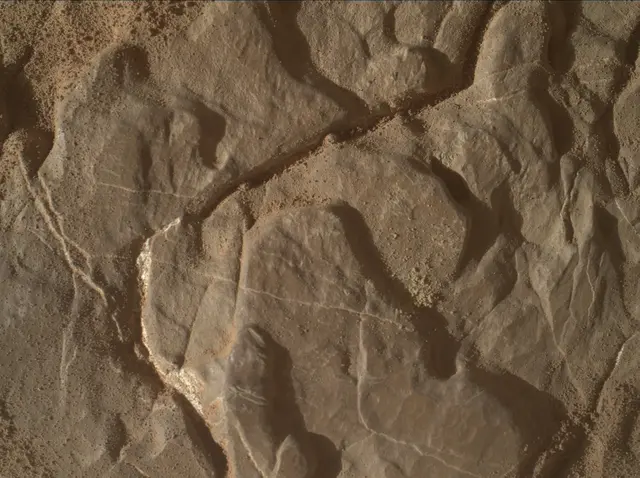 Sol 4570: Mars Hand Lens Imager (MAHLI)
