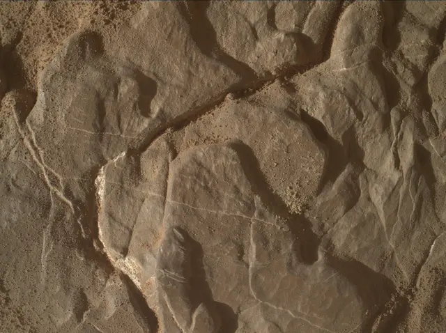 Sol 4570: Mars Hand Lens Imager (MAHLI)