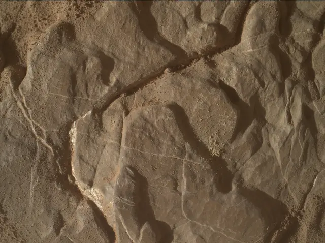 Sol 4570: Mars Hand Lens Imager (MAHLI)