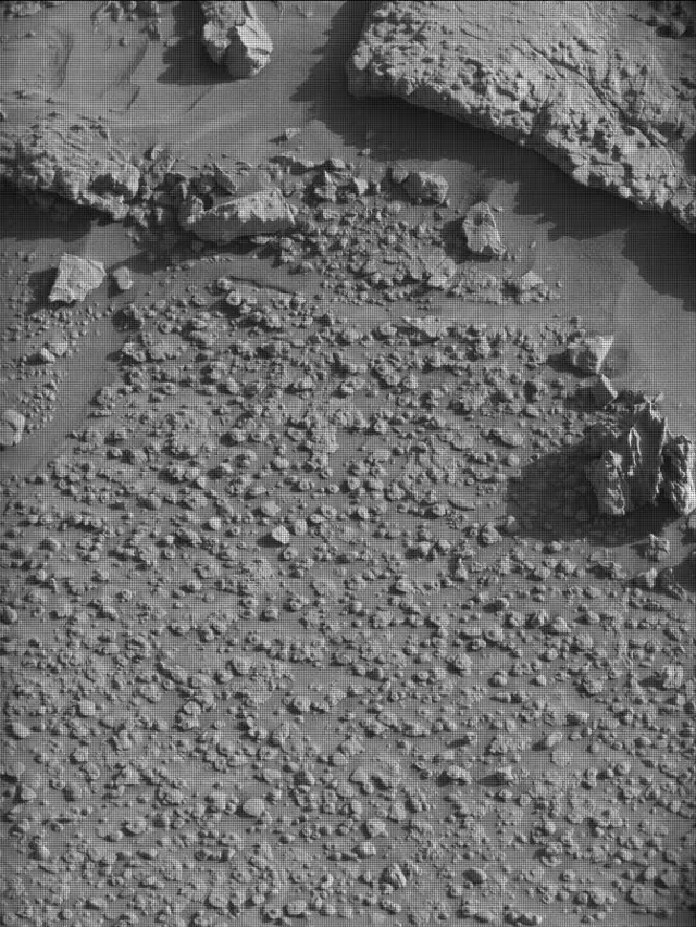 Sol 4571: Mast Camera (Mastcam)