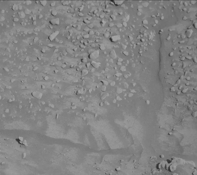 Sol 4573: Mast Camera (Mastcam)