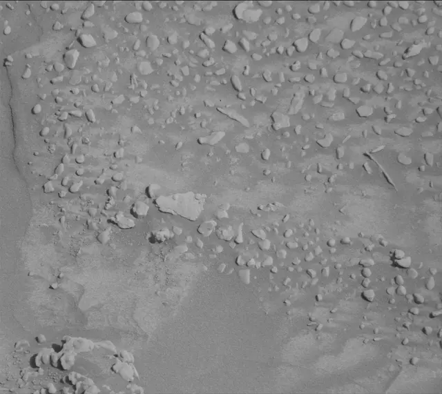 Sol 4573: Mast Camera (Mastcam)