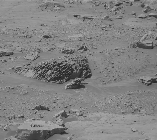 Sol 4573: Mast Camera (Mastcam)