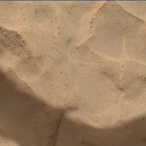 Sol 4573: Mars Hand Lens Imager (MAHLI)