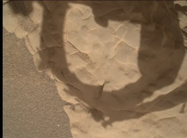 Sol 4573: Mars Hand Lens Imager (MAHLI)