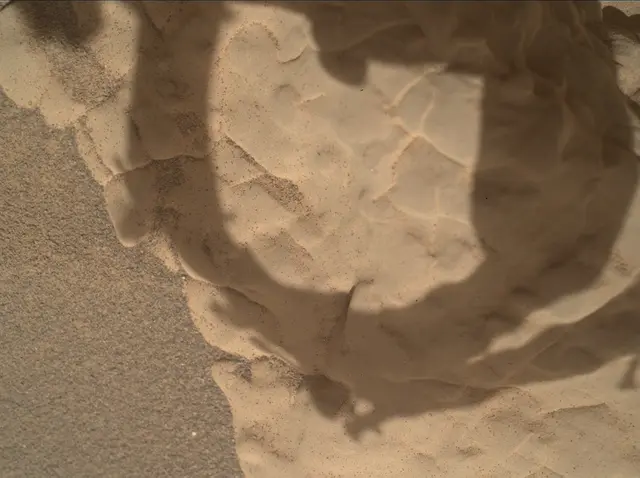 Sol 4573: Mars Hand Lens Imager (MAHLI)