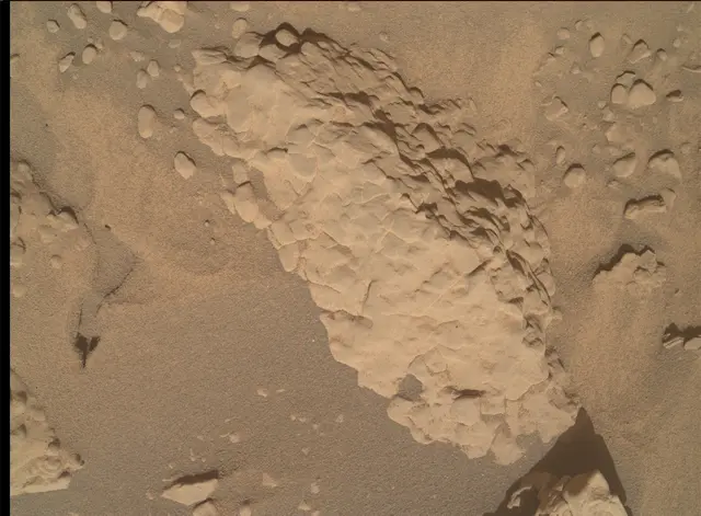 Sol 4573: Mars Hand Lens Imager (MAHLI)