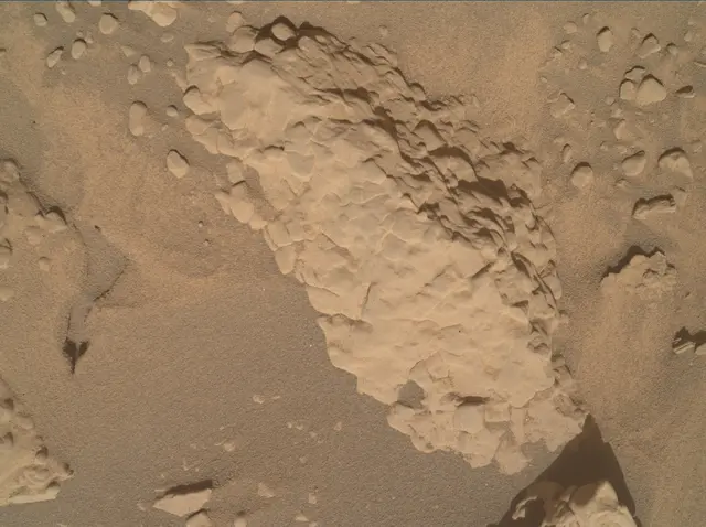 Sol 4573: Mars Hand Lens Imager (MAHLI)