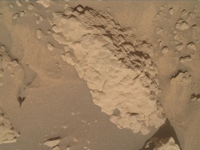 Sol 4573: Mars Hand Lens Imager (MAHLI)