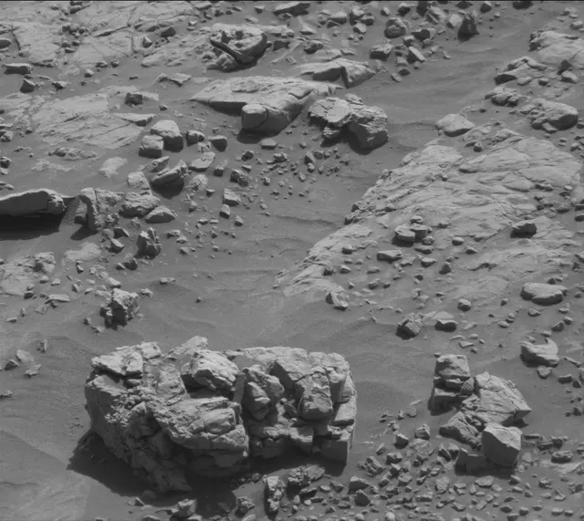Sol 4577: Mast Camera (Mastcam)